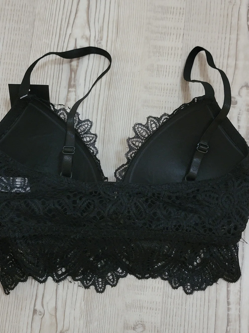 Frederick's of Hollywood Black Lace Finley Bralette Medium Dark Romantic Siren - Picture 2 of 4